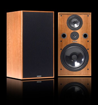 Spendor SP100R2 Classic Speakers (Ex demonstration)