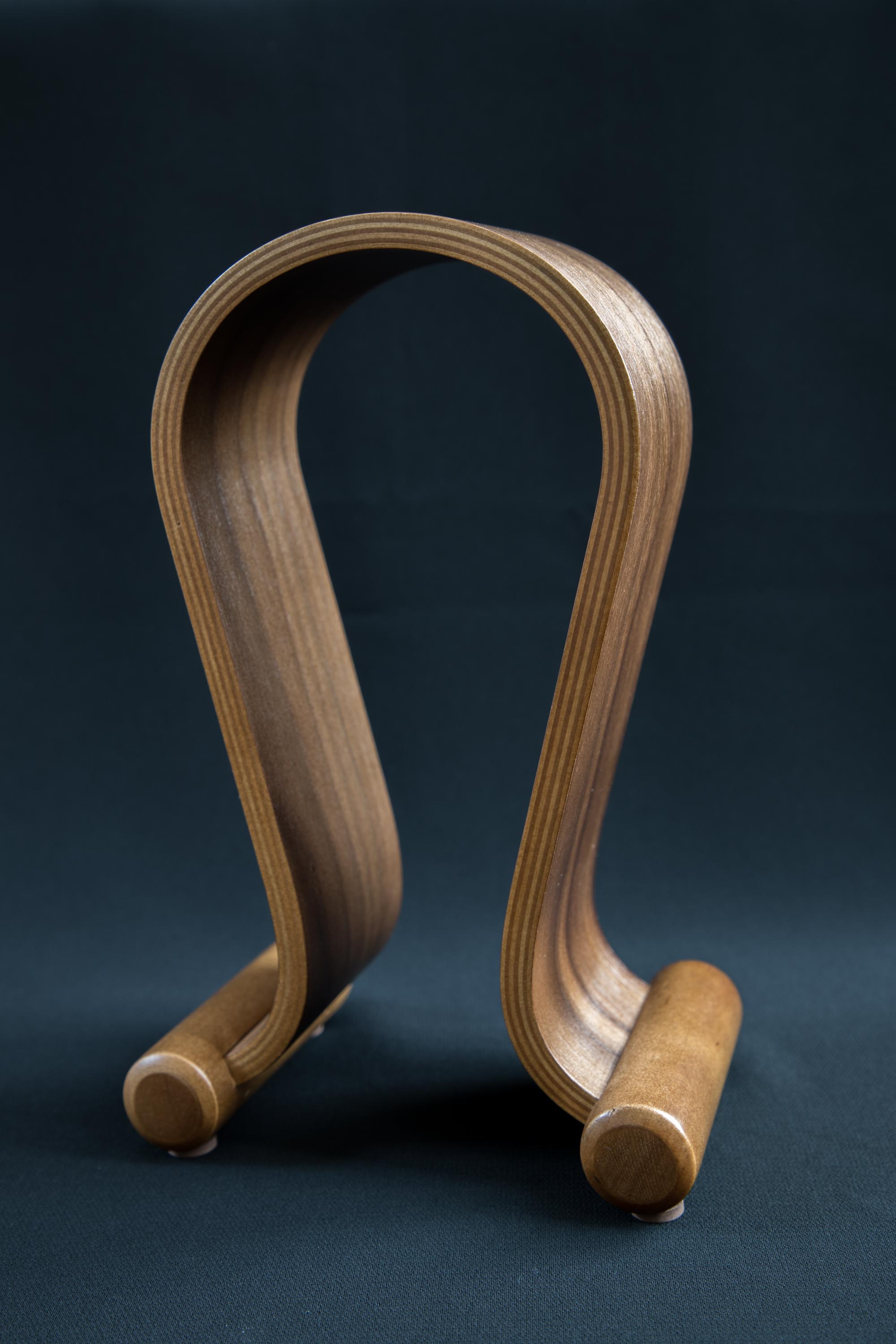 Analogue Studio The CURVE Headphone Stand