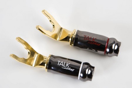 Speaker outlet spade connectors