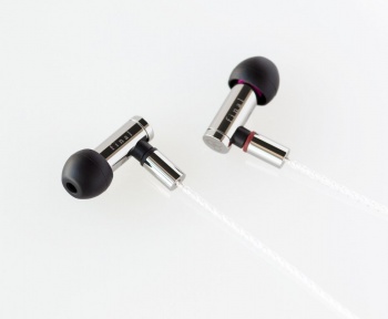 Final Audio E5000 In Ear Isolating Earphones with Detachable Cable