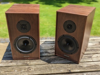 Spendor Classic 3/1 Standmount Speakers - Dark Walnut - Ex Demonstration - Cosmetic Damage