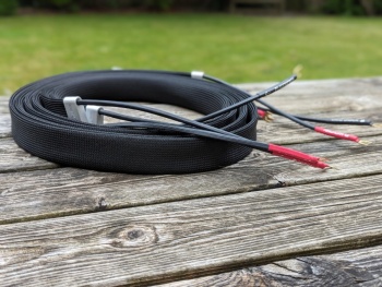 Tellurium Q Ultra Black II Speaker Cables - 2.5m Pair Spade to Spade - Ex Demonstration