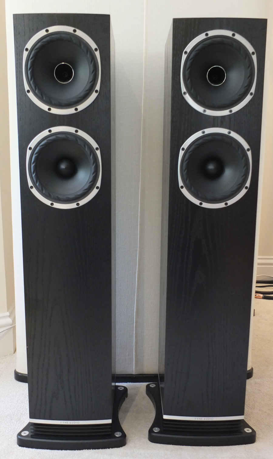 Fyne Audio F501 Loudspeakers - Black Oak - Pre Owned - Analogue