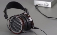 Audeze LCD 4 High Performance Planar Magnetic Headphone