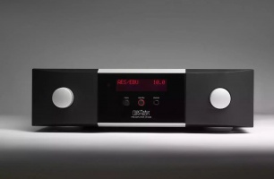 Mark Levinson No 5206 Dual-Monoaural Pre-amplifier