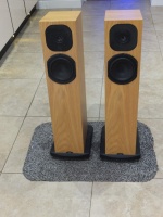 Neat Acoustics Motive SX2 Speakers - Oak - Pre Owned