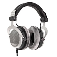 Beyerdynamic DT 880 Edition Headphones